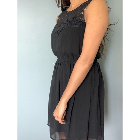 Forever21 black dress - Picture 6 of 10